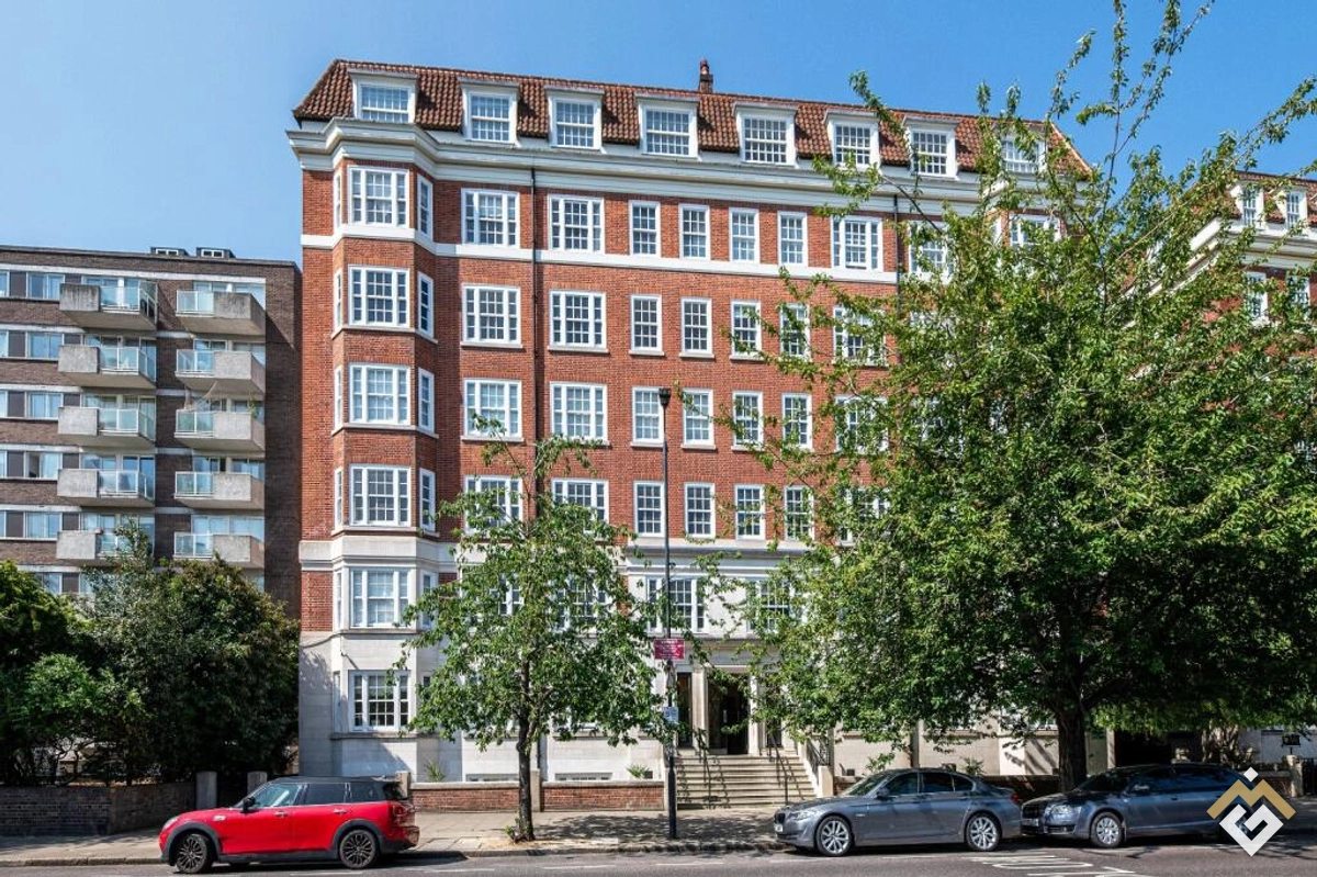 Corte de St. Mary Abbots, Warwick Gardens, Londres, W14