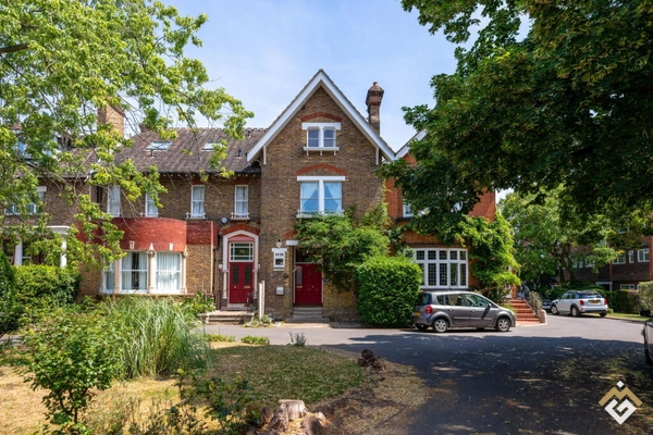Riverview Lodge, Teddington