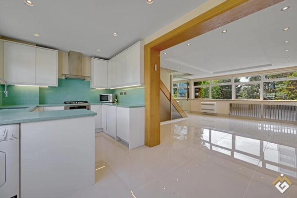 Heronsforde, Ealing W13