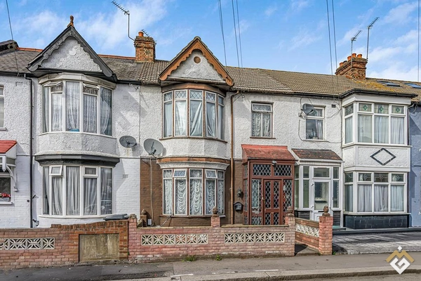 Calle Bateman, Chingford