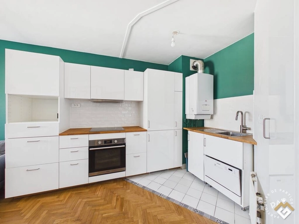 Sale studio 31 m² Le Plessis-Robinson (92350) 188,000 €