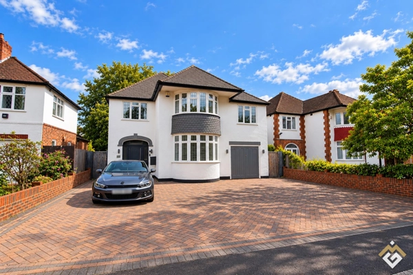 Nonsuch Walk, Cheam, Sutton