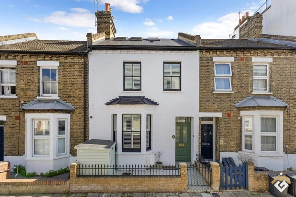 Wadham Road, Putney, London, SW15