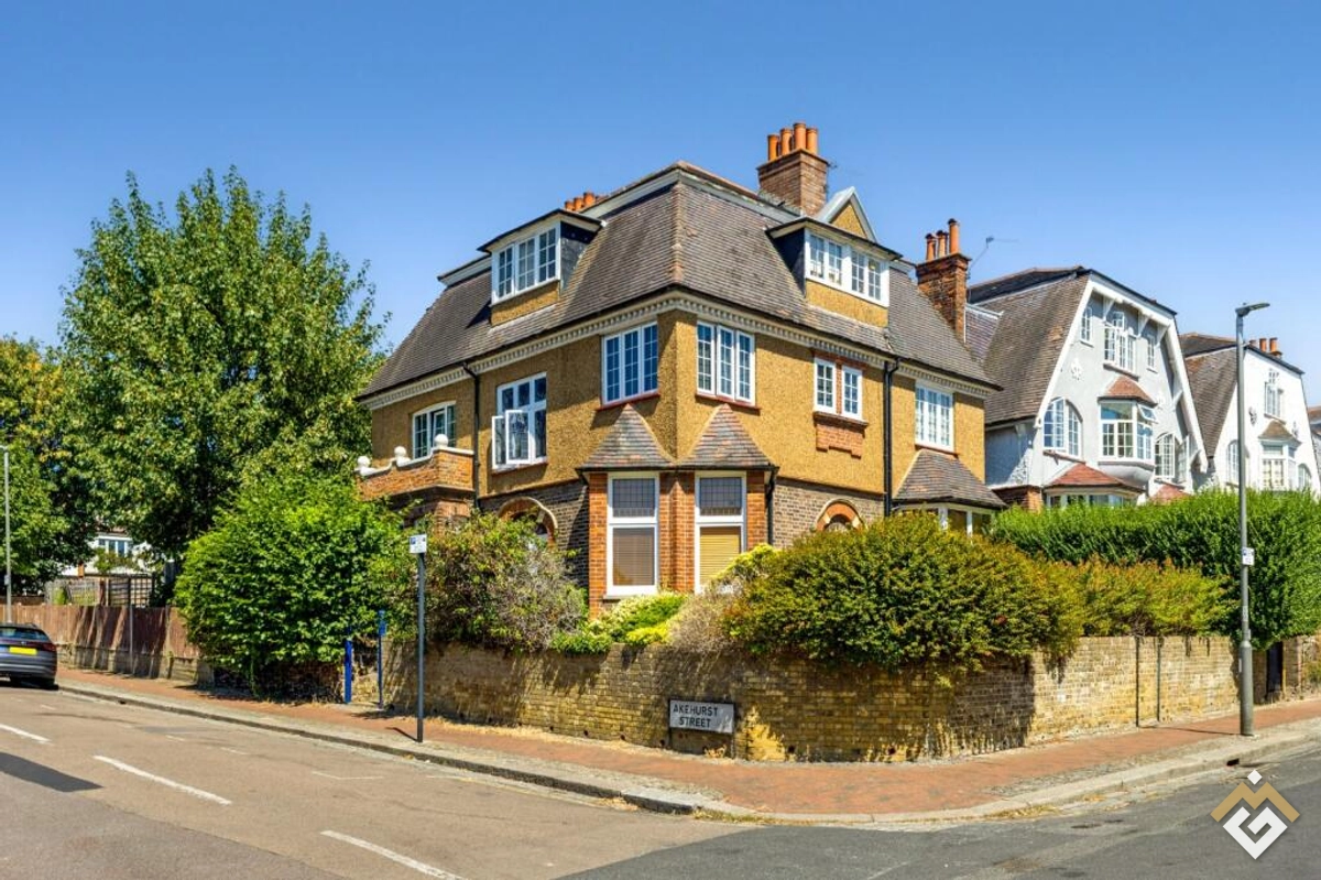Rodway Road, Putney, London, SW15