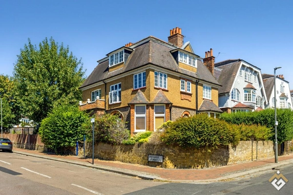 Rodway Road, Putney, London, SW15