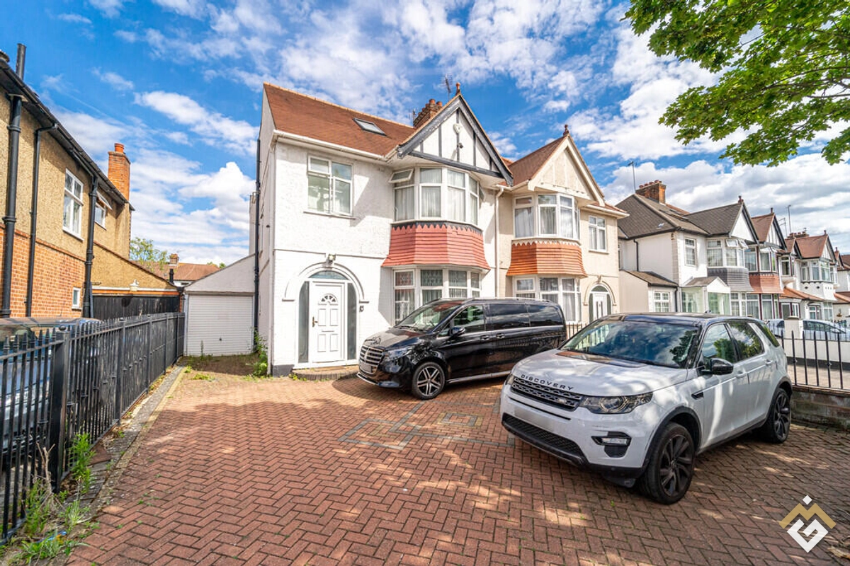 Wren Avenue, NW2