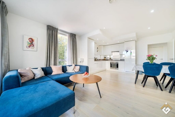 Maple Way, Londres, SE16