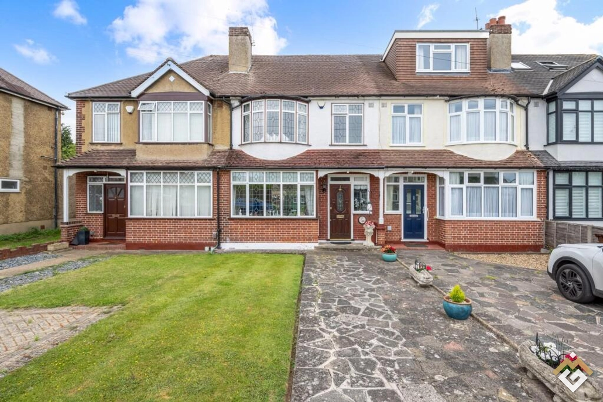 Inveresk Gardens, Worcester Park