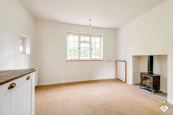 Chatham Close, London, NW11