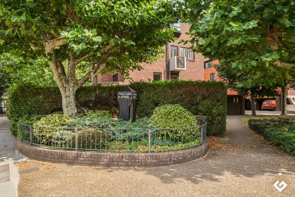 Mallard Place, Twickenham, TW1