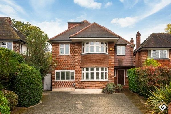 Lindisfarne Yolu, West Wimbledon, Londra, SW20