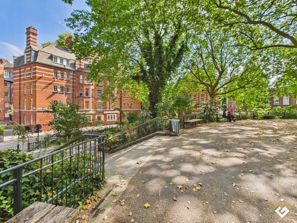 Chertsey House, Arnold Circus, E2