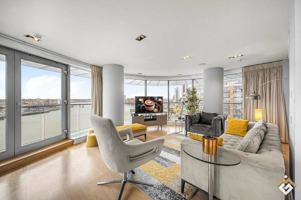 New Providence Wharf, 1 Fairmont Avenue, Isle Of Dogs, London, E14