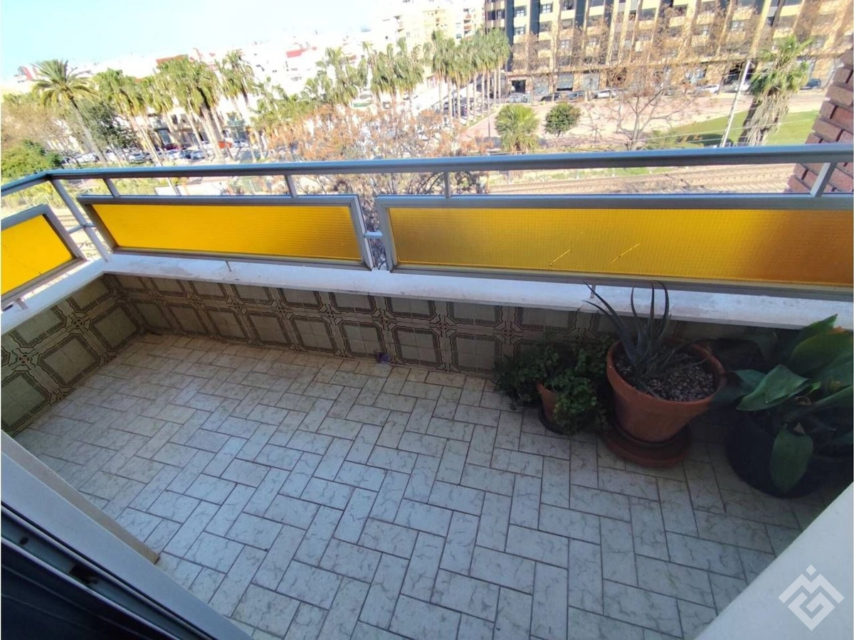 Flat / apartment for sale in avenida Alfafar