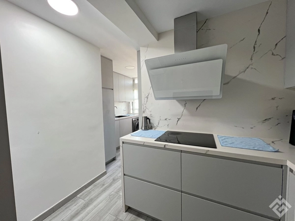 Flat / apartment for sale in calle de Ocaña