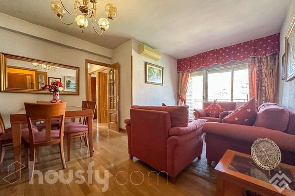 Flat / apartment for sale in calle de Jadraque