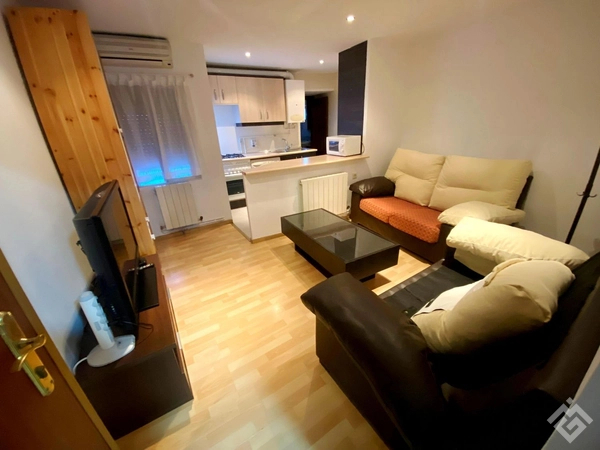 Flat / apartment for sale in calle González Arias