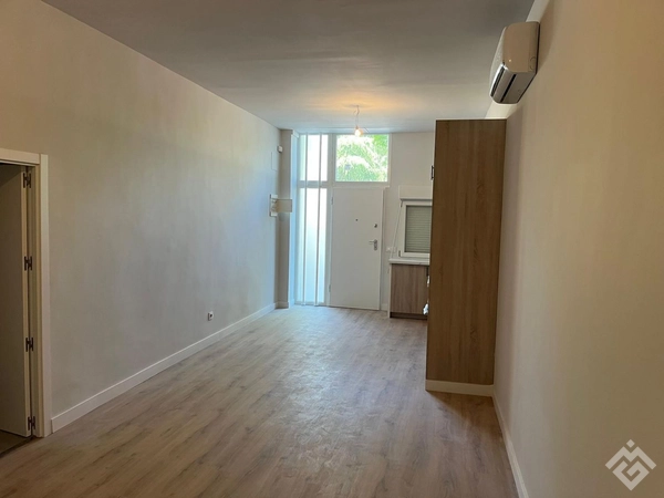 Flat / apartment for sale in via Carpetana