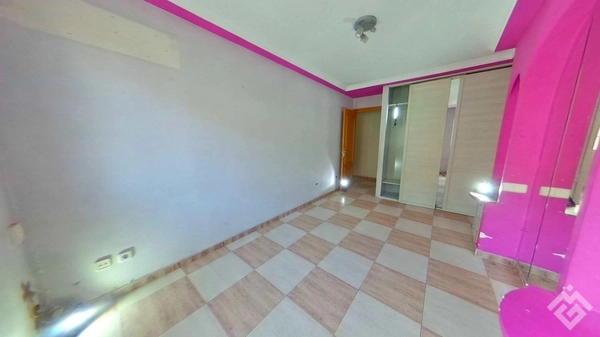 Flat / apartment for sale in calle de Pedro Laborde