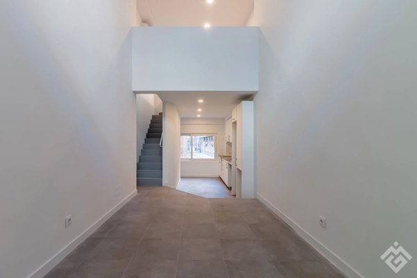 Duplex for sale in calle Esteban de Arteaga