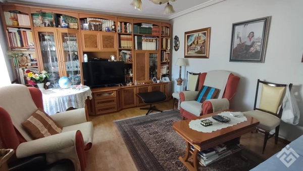 Penthouse for sale in calle Jaraíz de la Vera