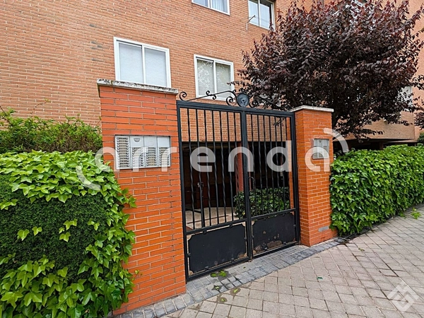 Flat / apartment for sale in avenida de Las Águilas