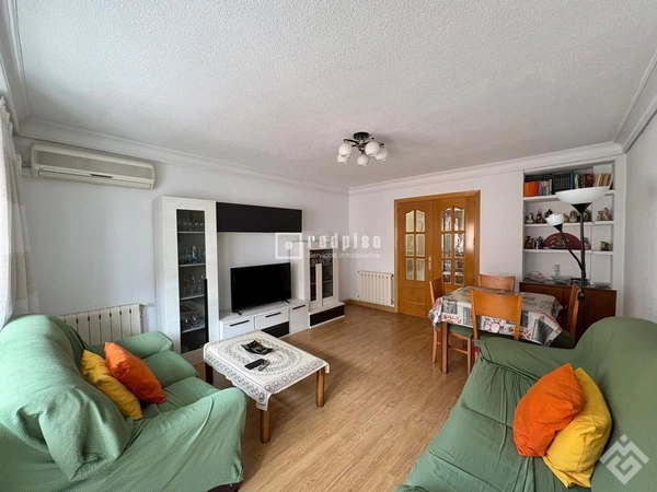 Flat / apartment for sale in calle de Sierra Gorda