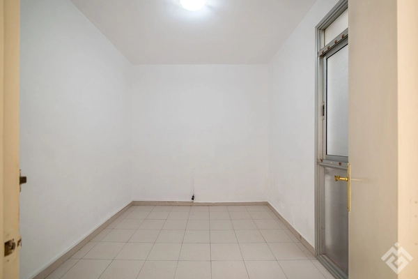 Flat / apartment for sale in calle de València