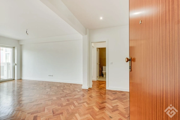 Apartment on Jorge Álvares Street s/n