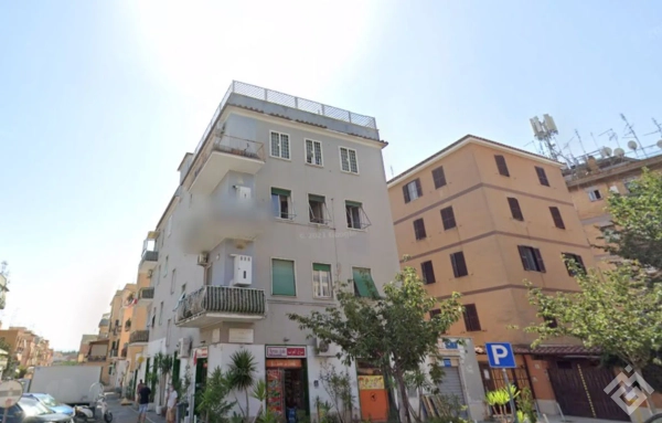 Apartment on Ponte del Giuscano Street, 8