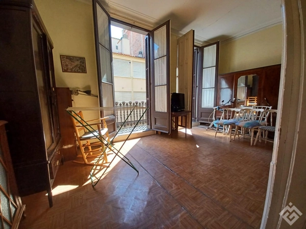 Apartment for sale in Sants