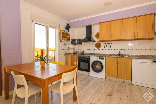 Flat / apartment for sale in calle Platí, 2
