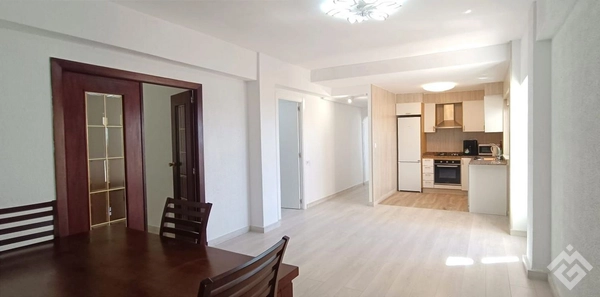 Flat / apartment for sale in avenida Reis Catòlics, 43