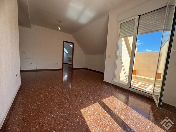 Penthouse for sale in Casco Antiguo