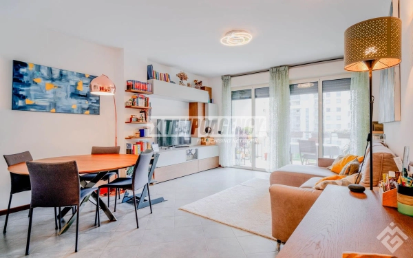 Apartment on Via Andrea e Pietro Cascella, 7