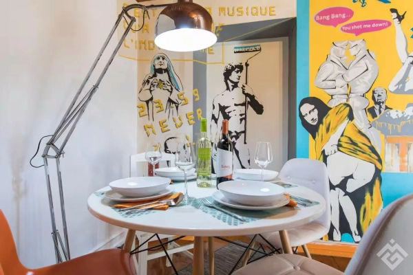 Apartment on São Sebastião da Pedreira Street, 38