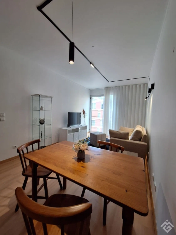 Apartment on Luís Piçarra Street, 7
