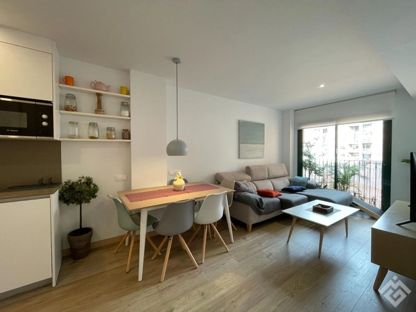 Apartment for sale on Calle de Rocafort
