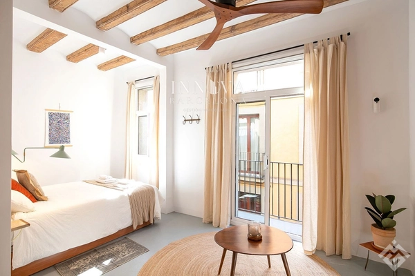 Apartment for sale on Calle del Lleó