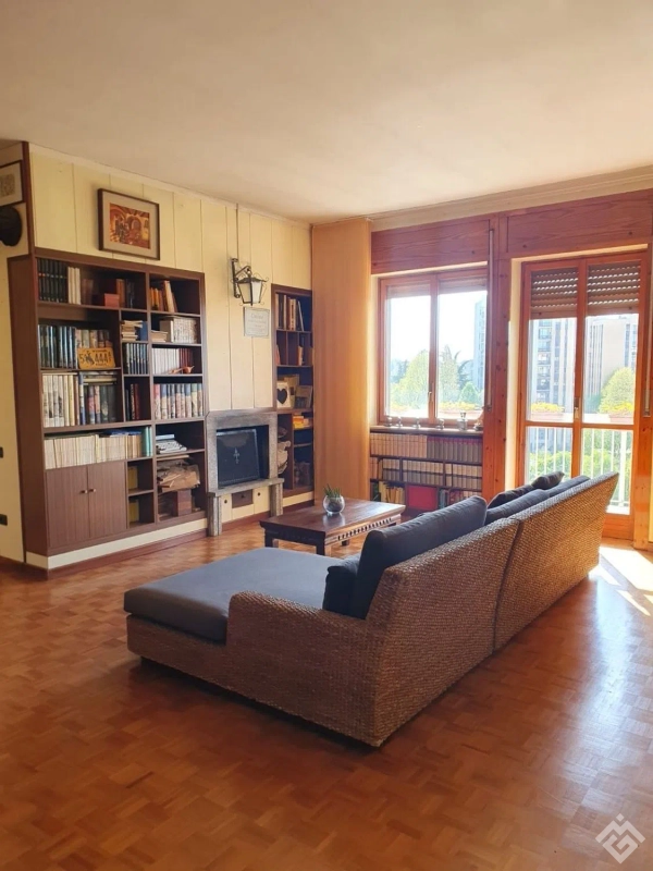 Apartment on Europa Street, 7
