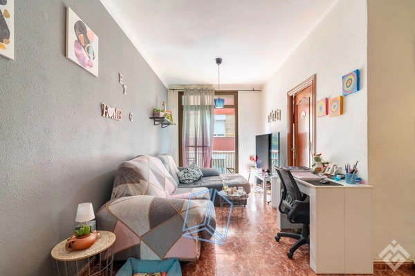 Flat / apartment for sale in El Baix Guinardó