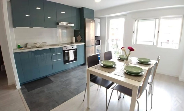 Flat / apartment for sale in La Bordeta
