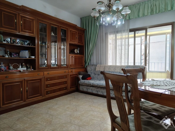 Apartment for sale on Calle de Pontons