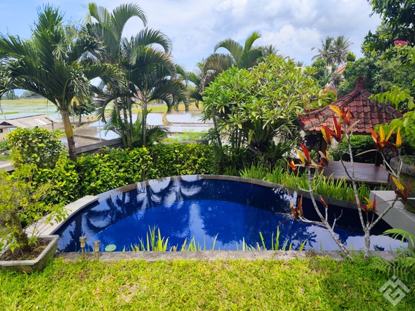 Luxurious Villa in Pulukan 