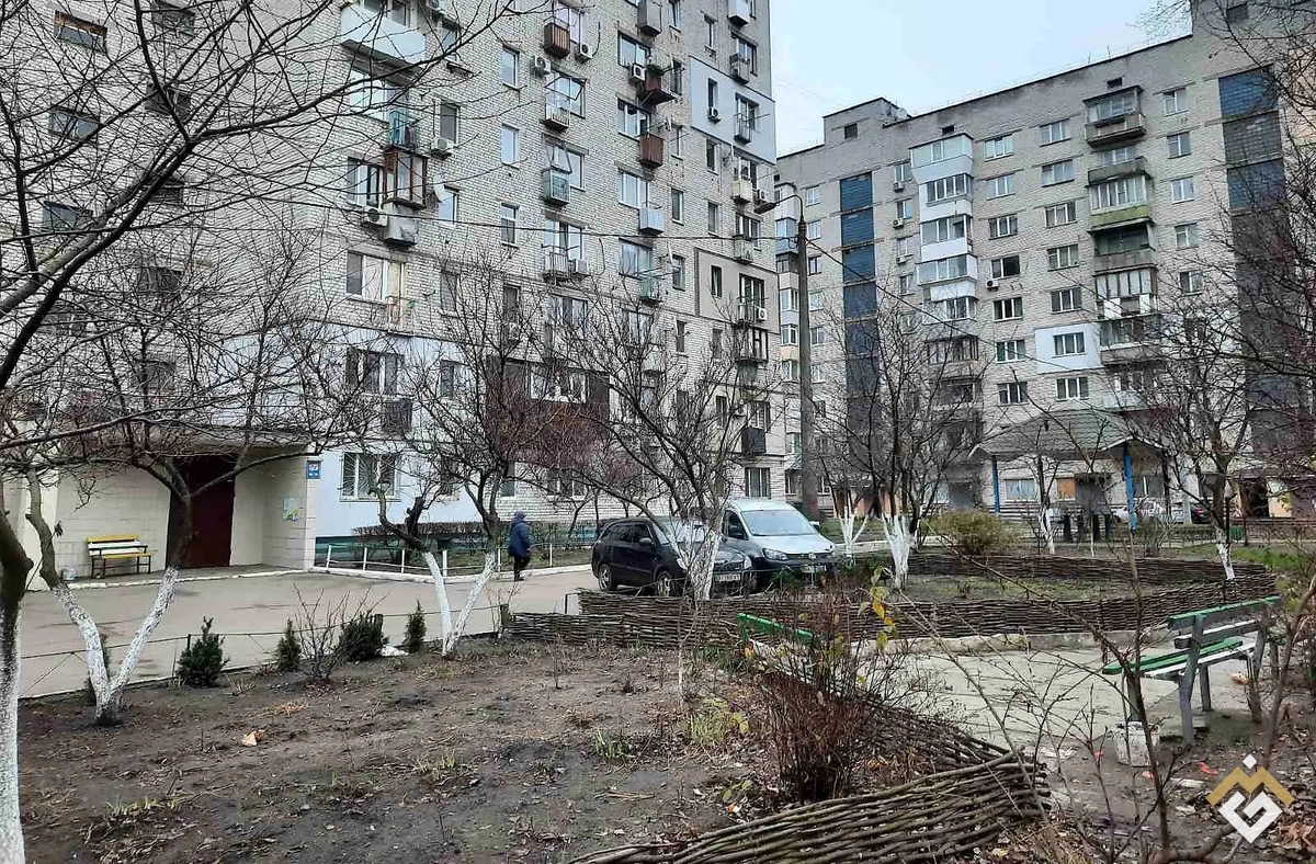 Uzun dönem kiralık 2 odalı daire, Beresteisky Bulvarı 11, Bina 1