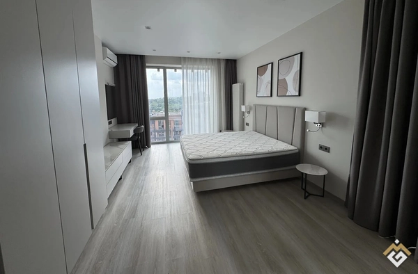 Langzeitmiete 4-Zimmer-Wohnung in der Antonowitschstraße 118