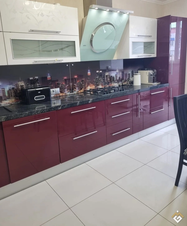 Long-term rental of a 4-room apartment on Zodchykh St. 9