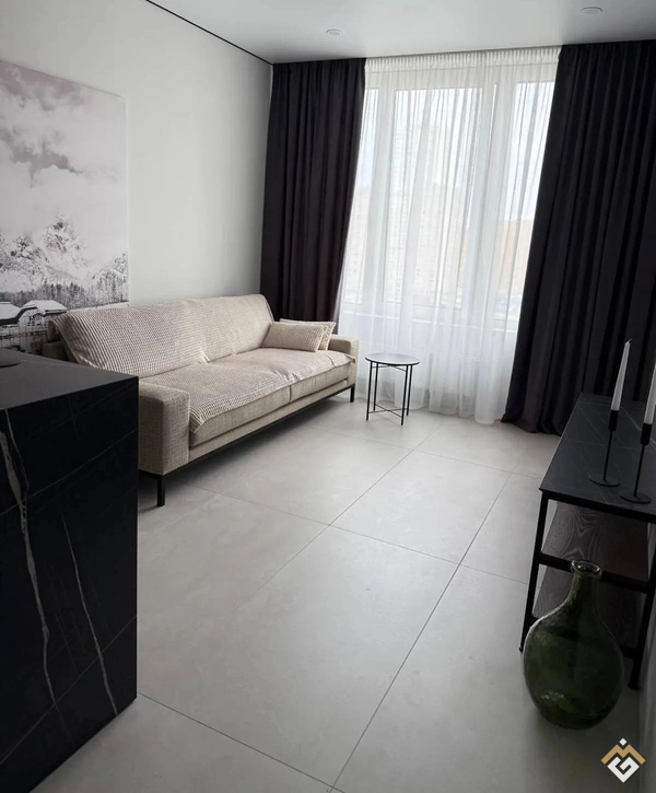 Long-term rental of a 1-room apartment on Nab. Dniprovska 20A
