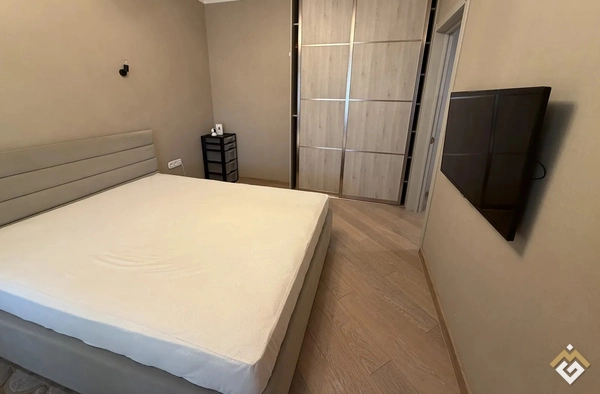 Long-term rental of a 3-room apartment on Vulytsia Mahistratska 156A