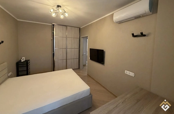 Long-term rental of a 3-room apartment on Vulytsia Mahistratska 156A